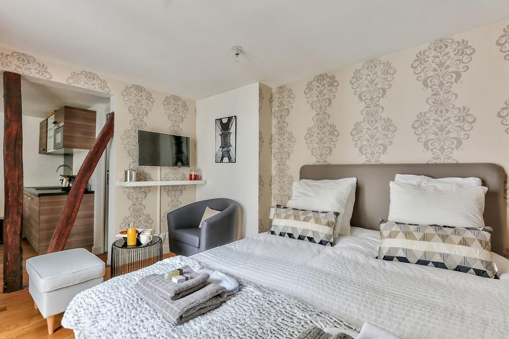Love Nest In Saint Germain Париж Экстерьер фото