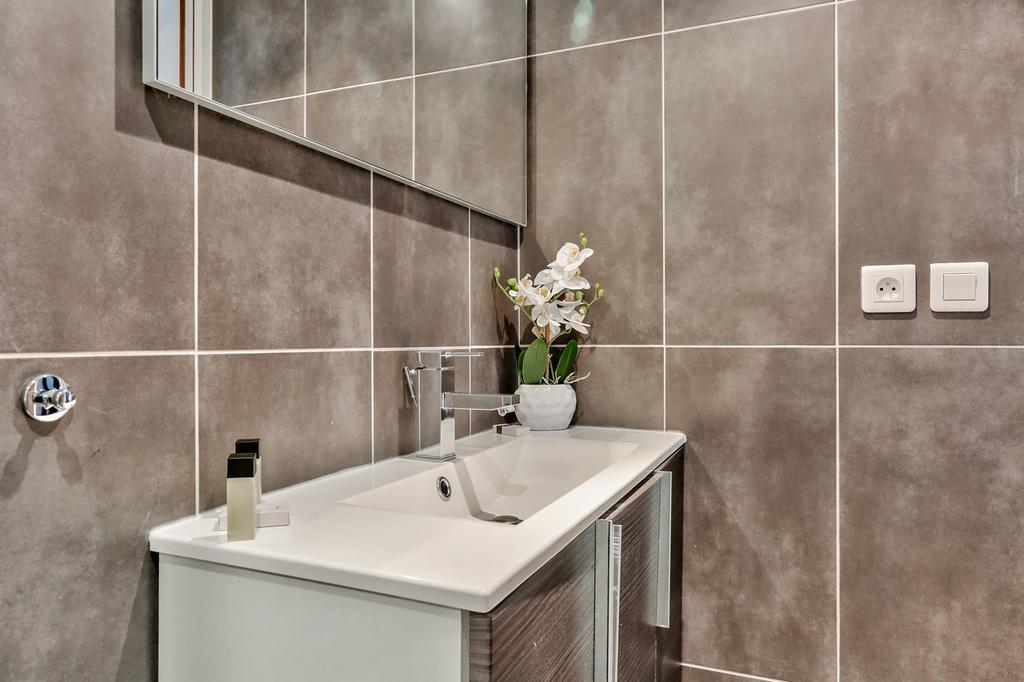 Love Nest In Saint Germain Париж Экстерьер фото
