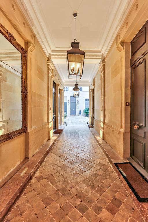 Love Nest In Saint Germain Париж Экстерьер фото